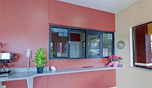 Americas Best Value Inn-Baytown Esterno foto
