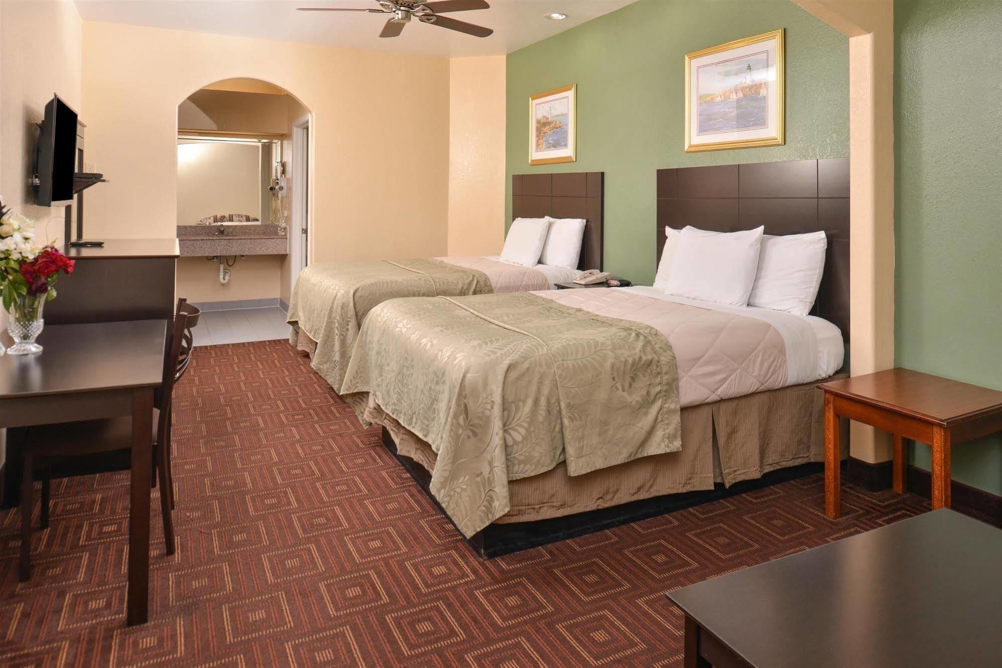 Americas Best Value Inn-Baytown Esterno foto