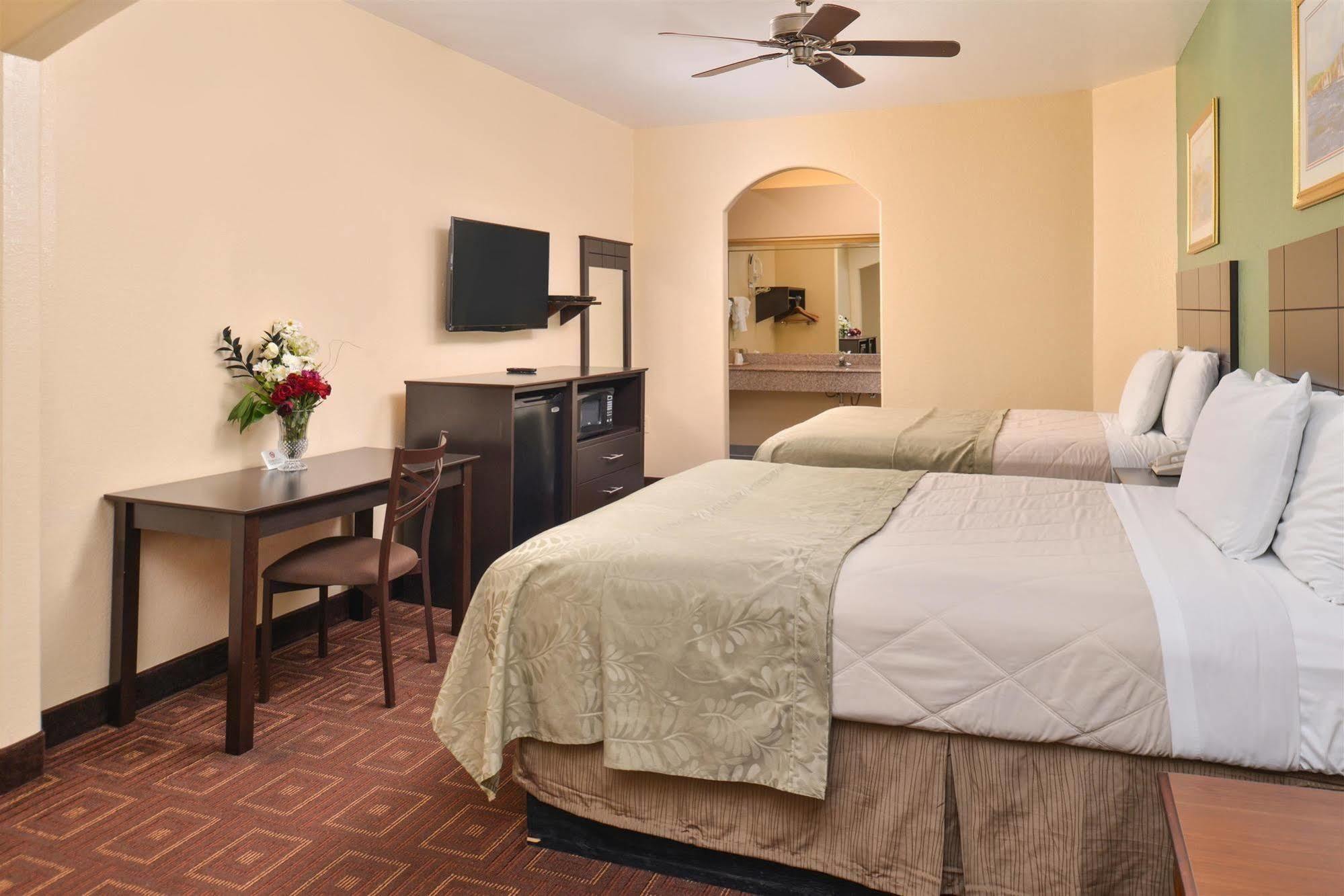 Americas Best Value Inn-Baytown Esterno foto